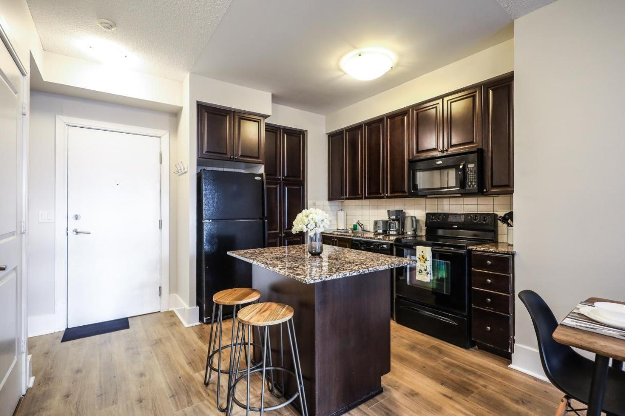 Luxury Apartments In Μισισάουγκα Εξωτερικό φωτογραφία